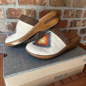 Born Bandy Blanket White/Brown Clogs